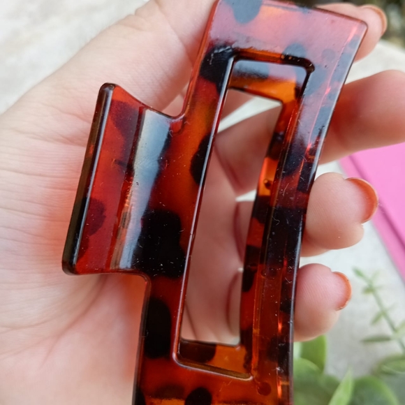 👩‍❤️‍👩 Brown Boho H&M Hair Clasp - Picture 4 of 6